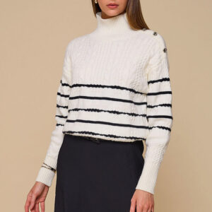 Blusa feminina de tricô listrada